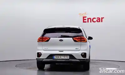 Kia Niro 2021 1.6 автомат (гидро), миниатюра 4