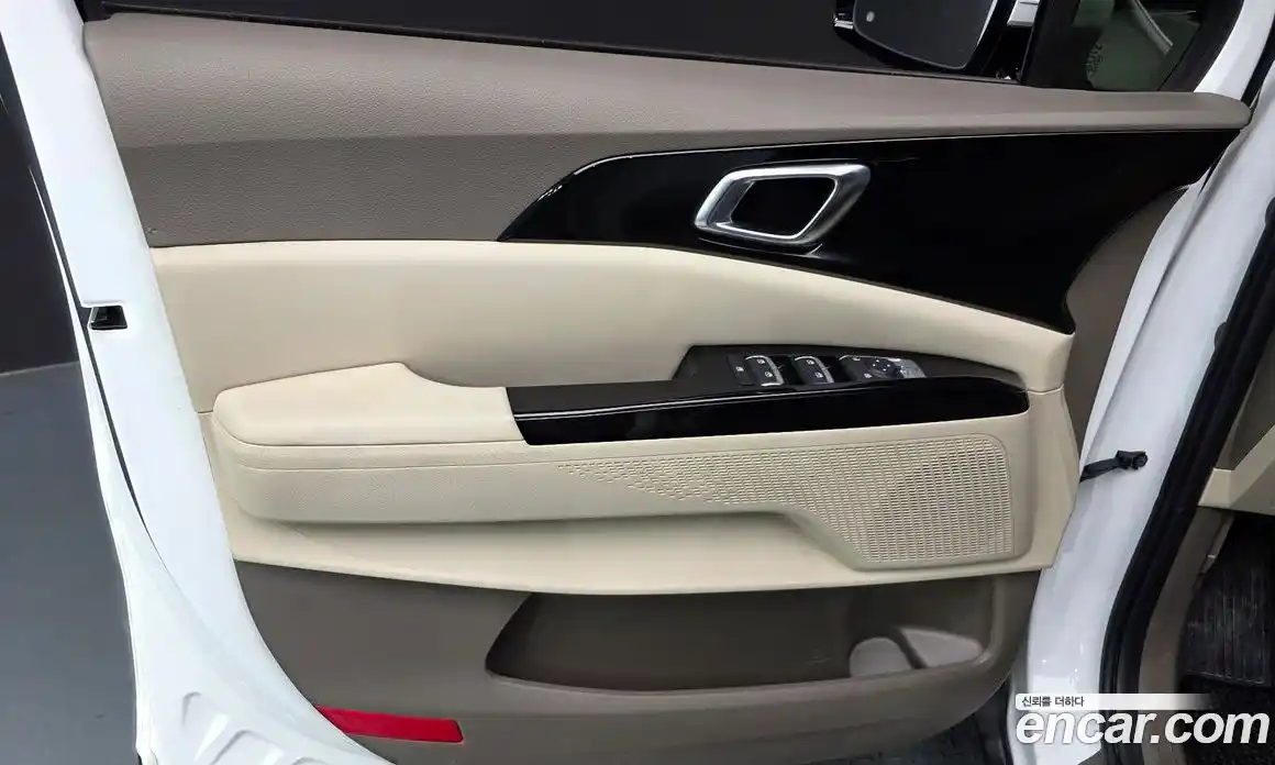 Kia Carnival 2022 2.2 автомат (гидро), фото 15