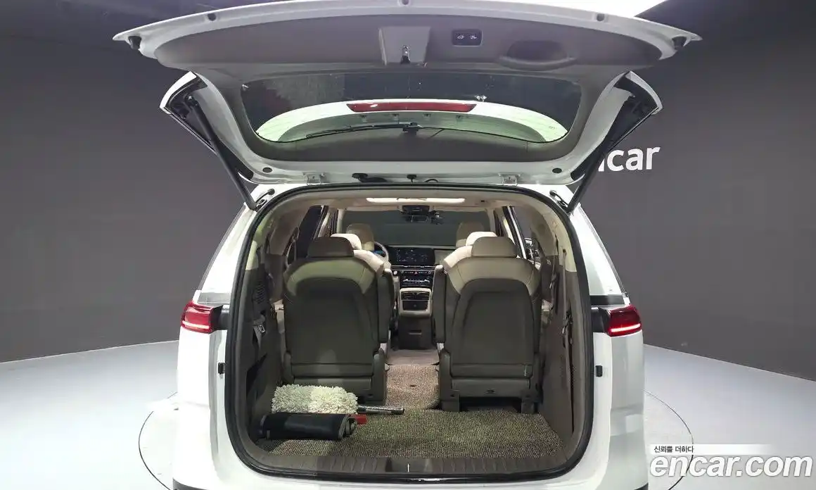 Kia Carnival 2022 2.2 автомат (гидро), фото 23