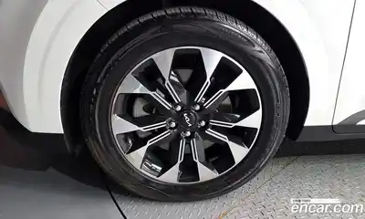 Kia Carnival 2022 2.2 автомат (гидро), миниатюра 5