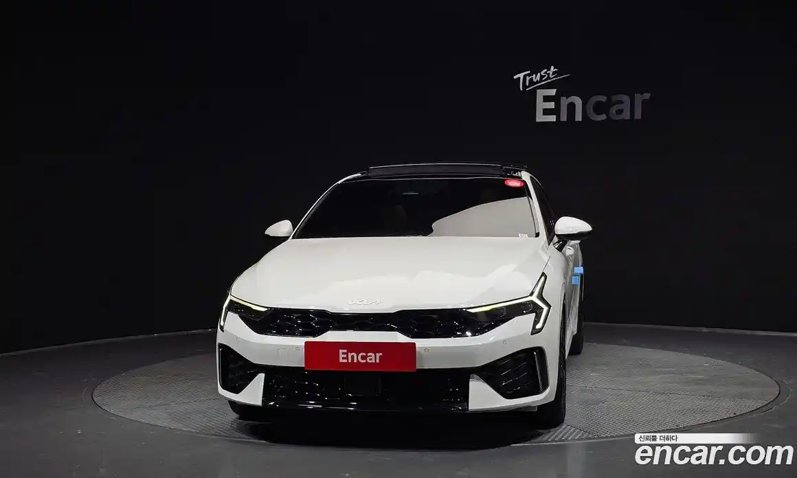 Kia K5 (Optima) 2024 2.0 автомат (гидро), фото 3
