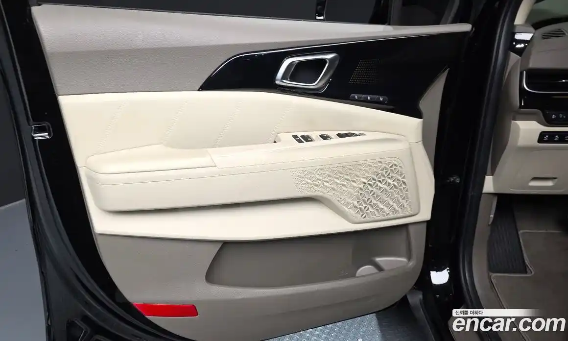 Kia Carnival 2025 2.2 автомат (гидро), фото 14