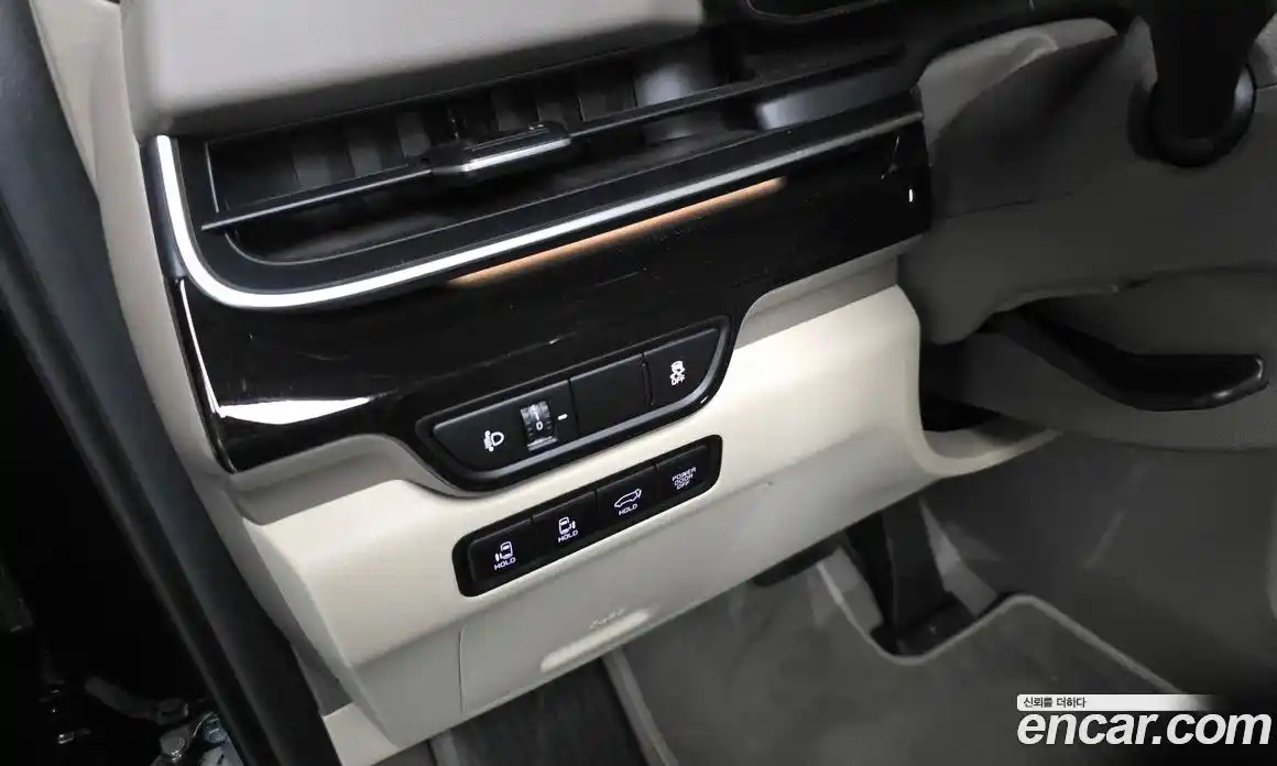 Kia Carnival 2025 2.2 автомат (гидро), фото 31