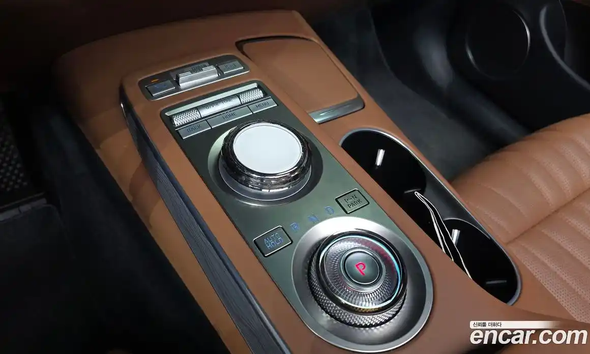 Genesis GV70 2023 2.5 автомат (гидро), фото 12