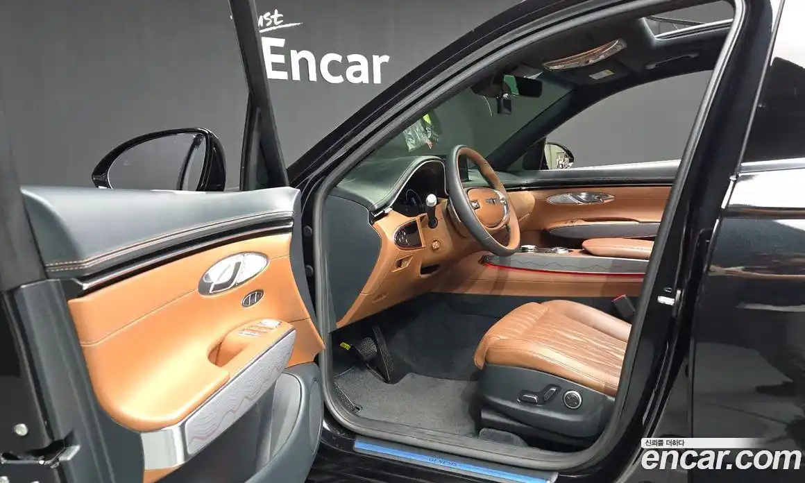 Genesis GV70 2023 2.5 автомат (гидро), фото 13