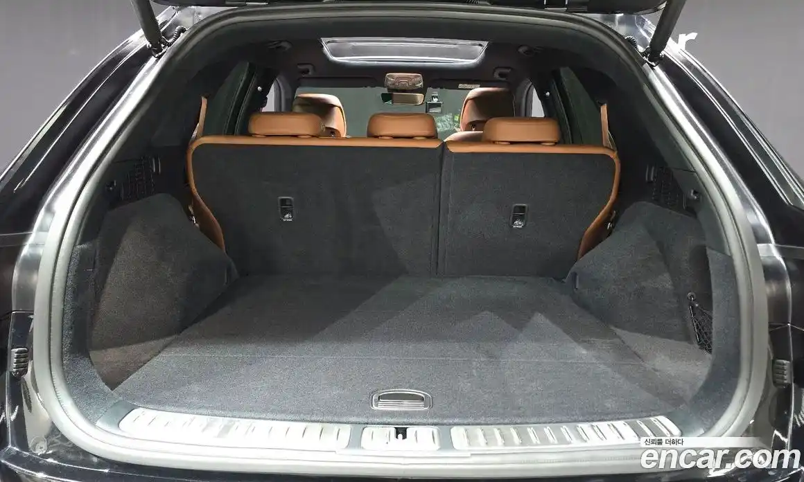 Genesis GV70 2023 2.5 автомат (гидро), фото 26