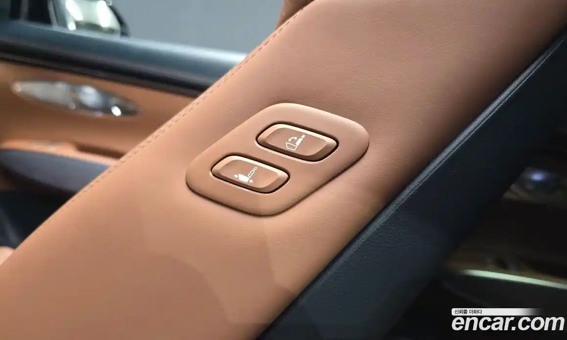 Genesis GV70 2023 2.5 автомат (гидро), фото 32