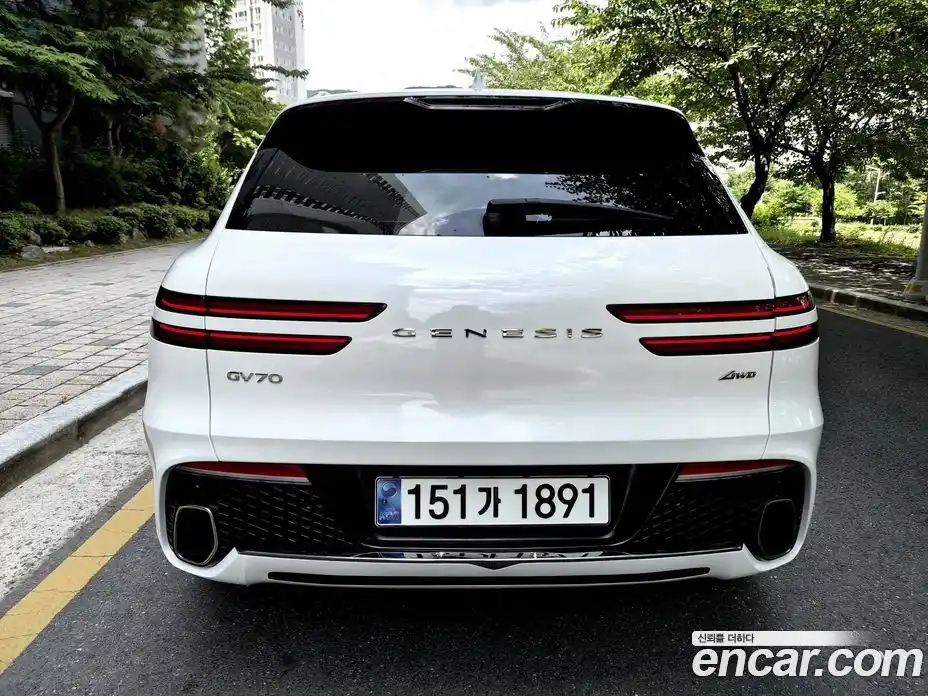 Genesis GV70 2024 2.5 автомат (гидро), фото 5