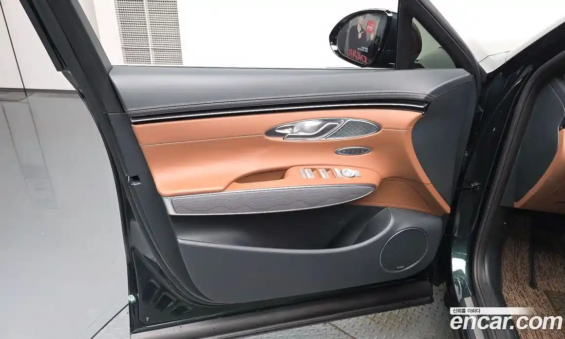 Genesis GV70 2022 2.5 автомат (гидро), фото 13