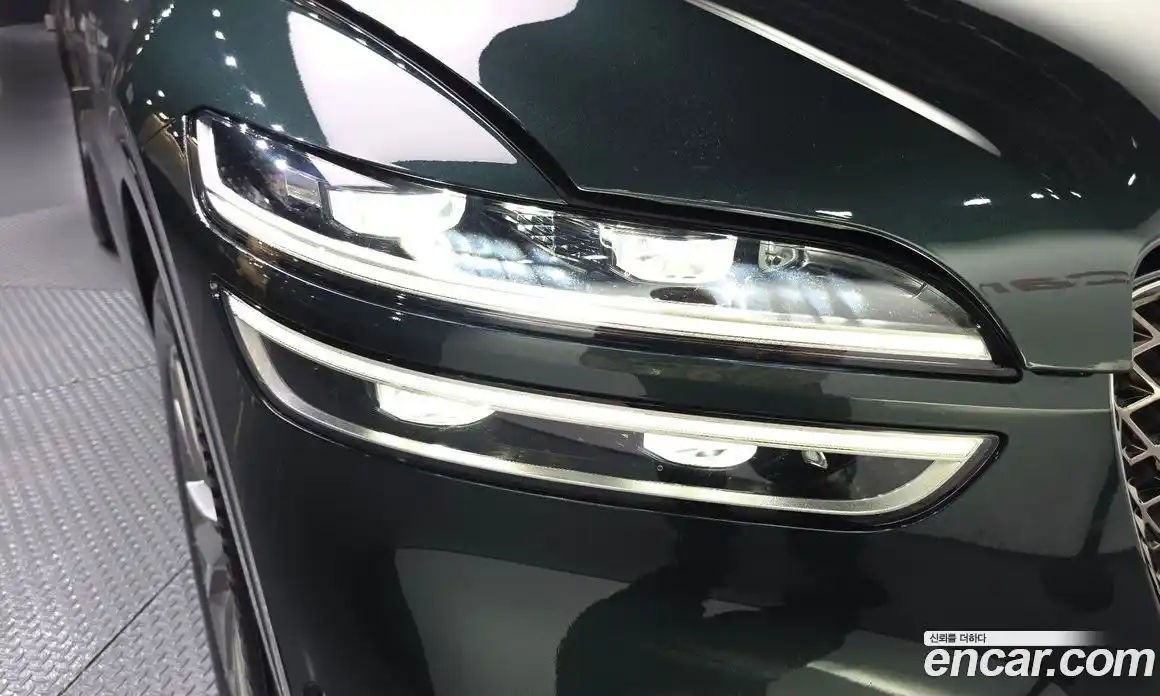 Genesis GV70 2021 2.5 автомат (гидро), фото 8