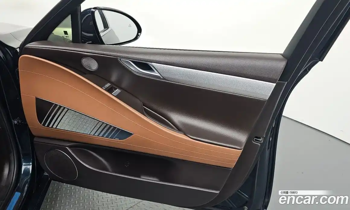 Genesis G80 2022 0.2 автомат (гидро), фото 14