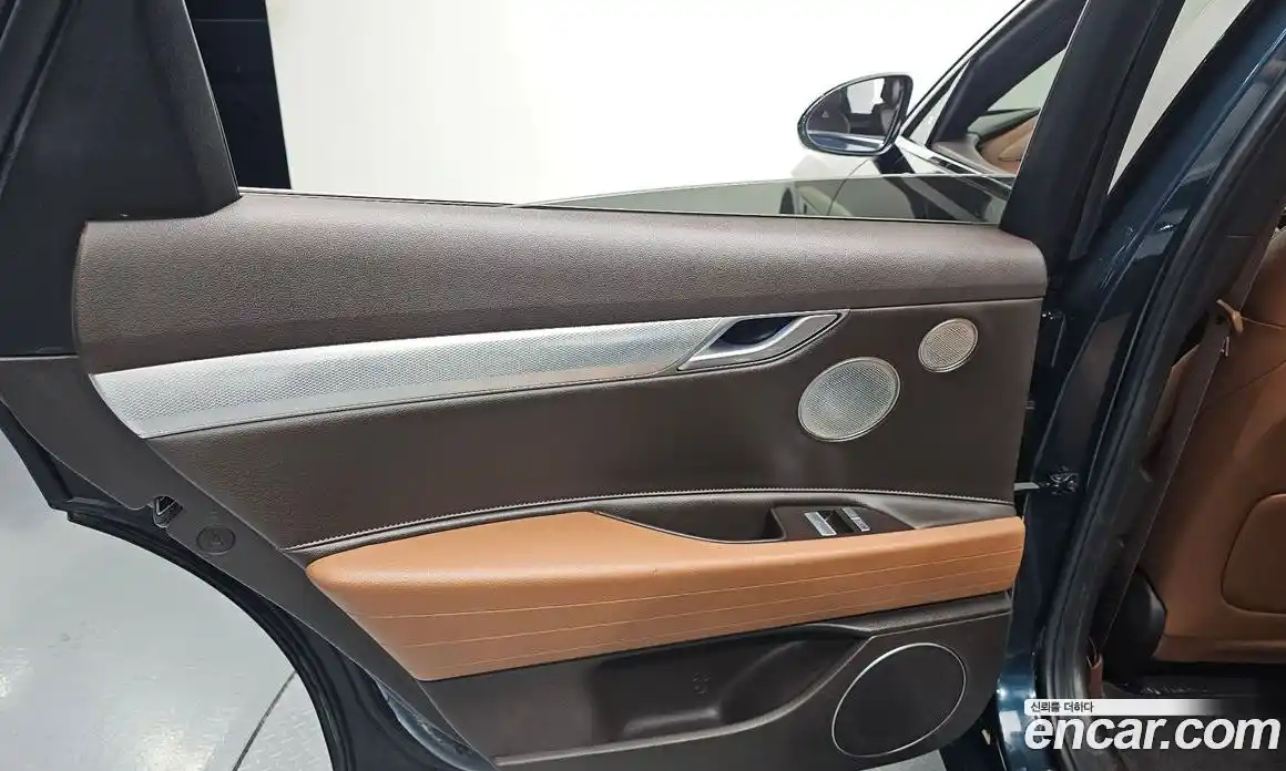 Genesis G80 2022 0.2 автомат (гидро), фото 15
