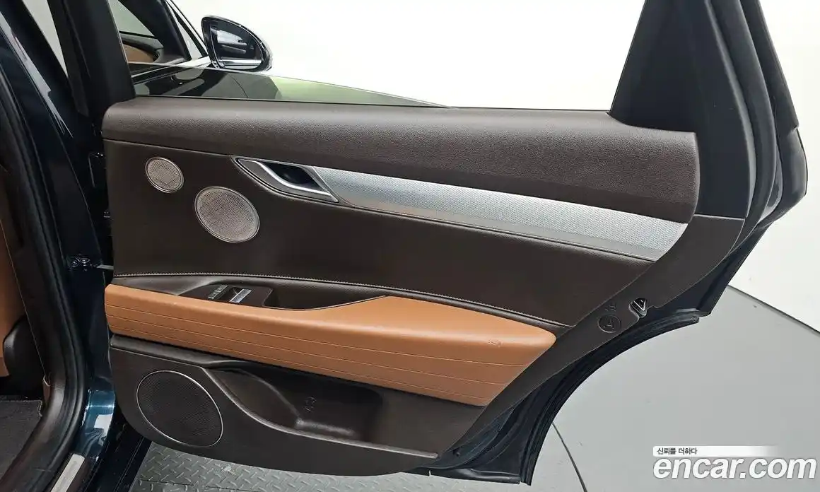 Genesis G80 2022 0.2 автомат (гидро), фото 28