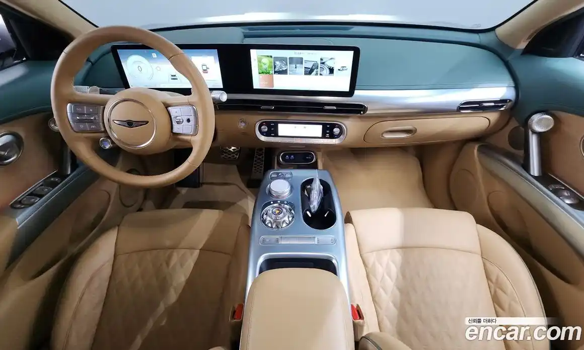 Genesis GV60 2022 0.1 автомат (гидро), фото 7