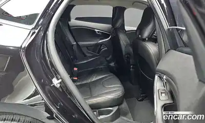 Volvo V40 2019 2.0 автомат (гидро), миниатюра 11