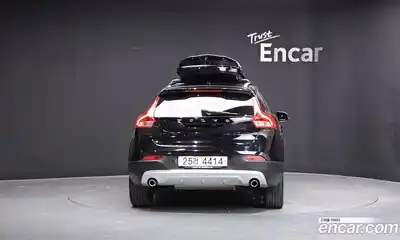 Volvo V40 2019 2.0 автомат (гидро), миниатюра 4