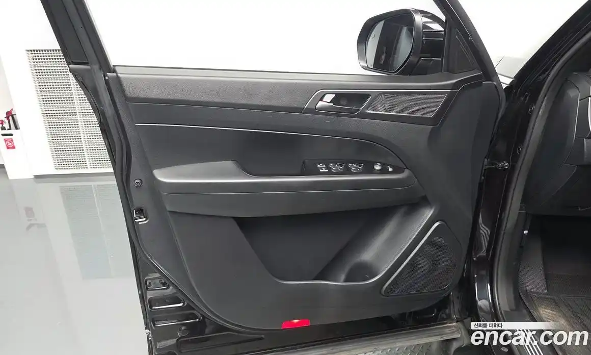 SsangYong Rexton 2022 2.2 автомат (гидро), фото 13