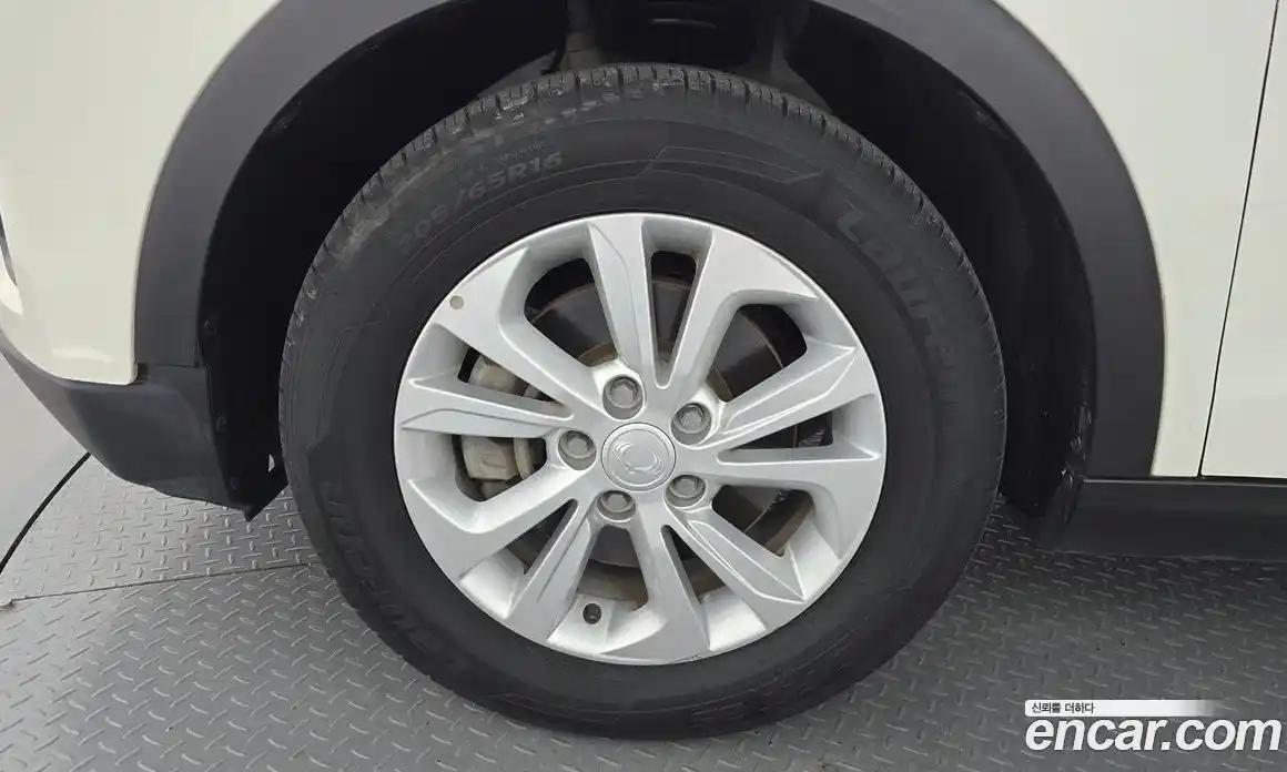 SsangYong TIBOLI 2019 1.5 автомат (гидро), фото 5