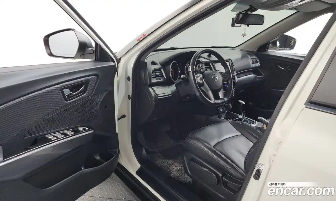 SsangYong TIBOLI 2017 1.6 автомат (гидро), фото 13