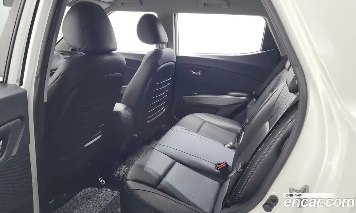 SsangYong TIBOLI 2017 1.6 автомат (гидро), фото 17