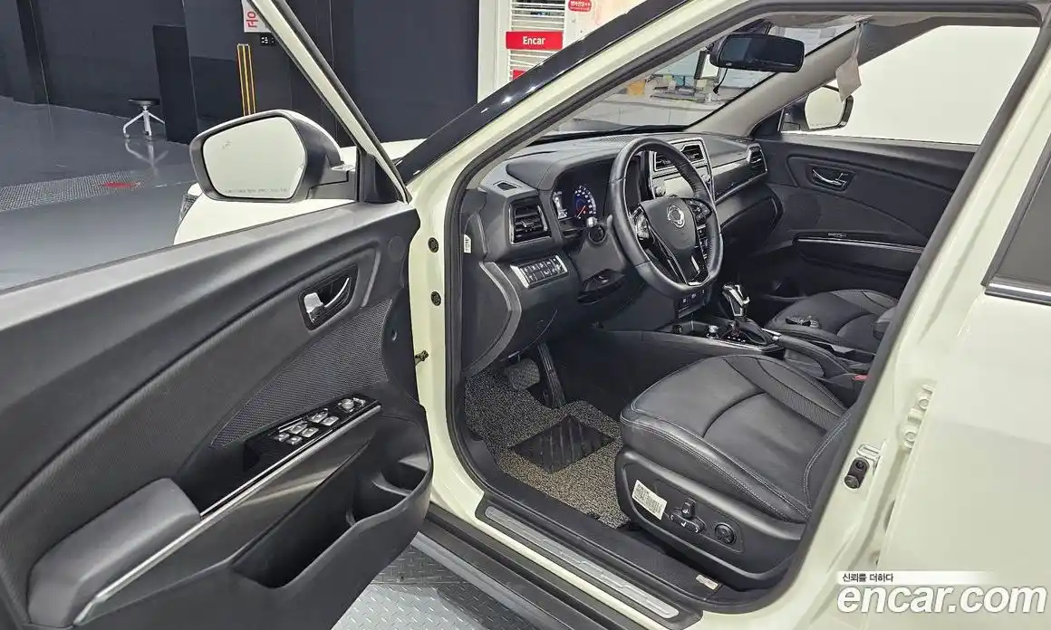 SsangYong TIBOLI 2020 1.5 автомат (гидро), фото 13
