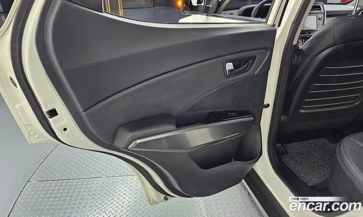 SsangYong TIBOLI 2020 1.5 автомат (гидро), фото 15