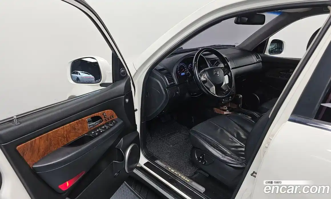 SsangYong Rexton 2015 2.2 автомат (гидро), фото 13