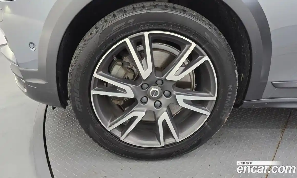 Volvo V90 2019 2.0 автомат (гидро), фото 5