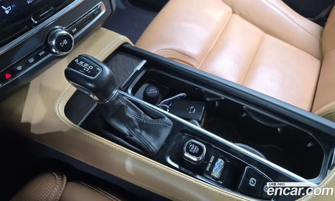 Volvo V90 2019 2.0 автомат (гидро), фото 9