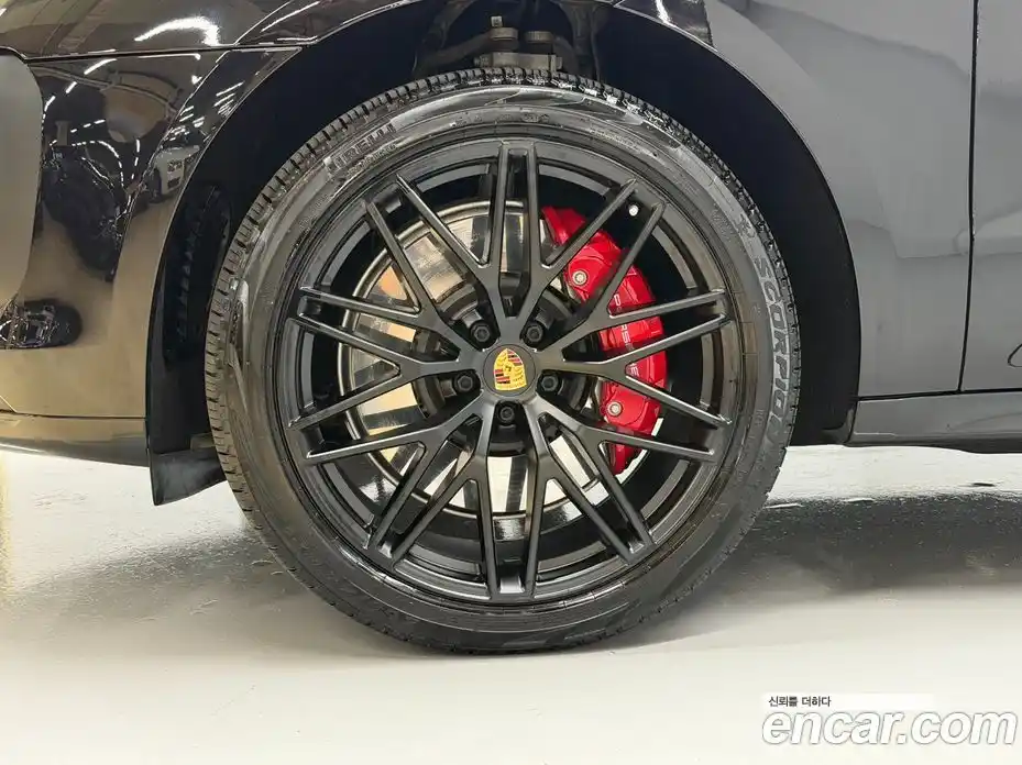 Porsche Macan 2022 2.9 автомат (гидро), фото 5