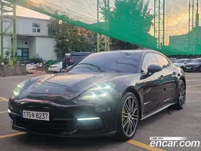 Porsche Panamera, 2018, 121 000 км