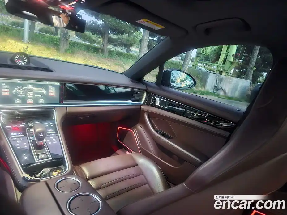 Porsche Panamera 2018 3.0 автомат (гидро), фото 14
