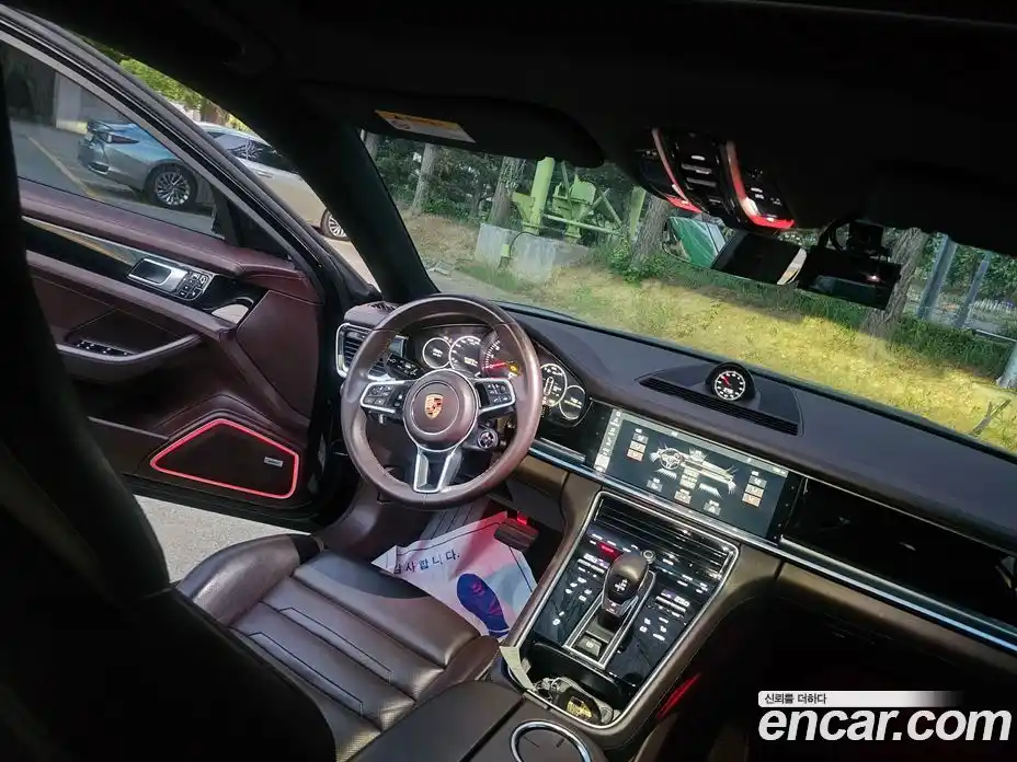 Porsche Panamera 2018 3.0 автомат (гидро), фото 15