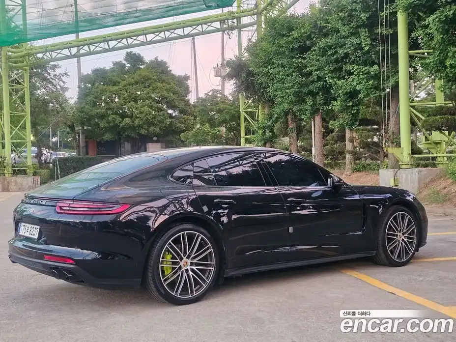 Porsche Panamera 2018 3.0 автомат (гидро), фото 6