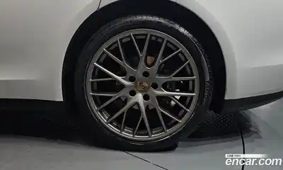 Porsche Panamera 2018 3.0 автомат (гидро), миниатюра 6