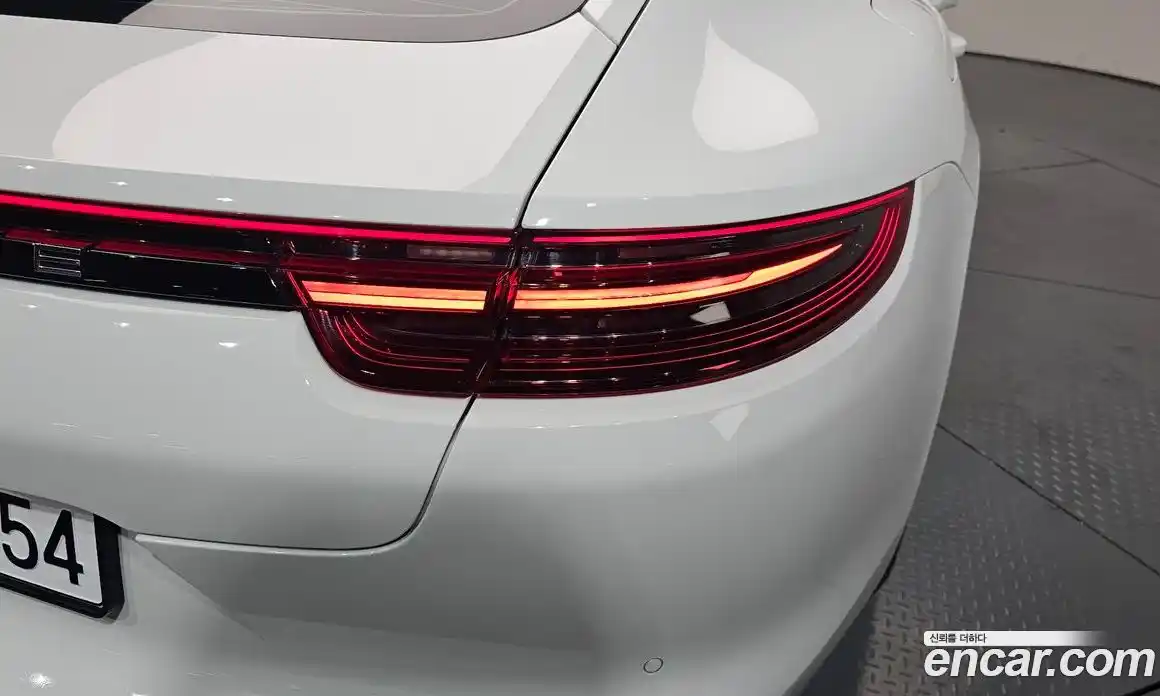 Porsche Panamera 2018 3.0 автомат (гидро), фото 8