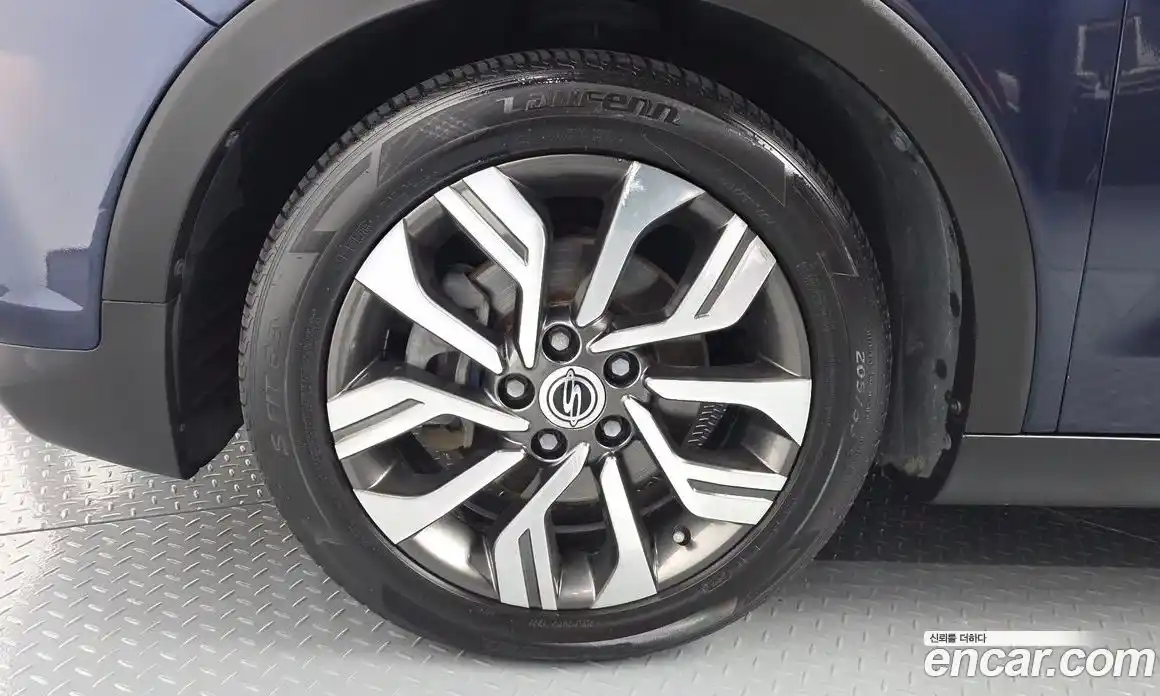 SsangYong TIBOLI 2019 1.6 автомат (гидро), фото 5