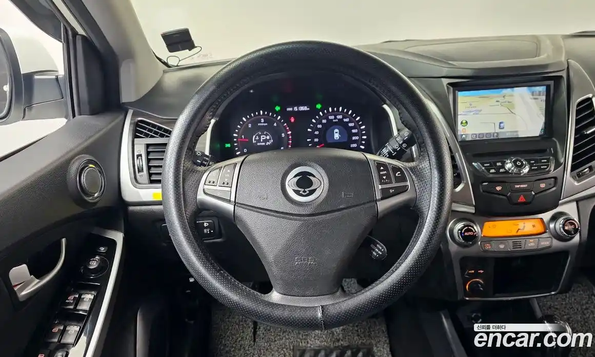 SsangYong Korando 2015 2.0 автомат (гидро), фото 18