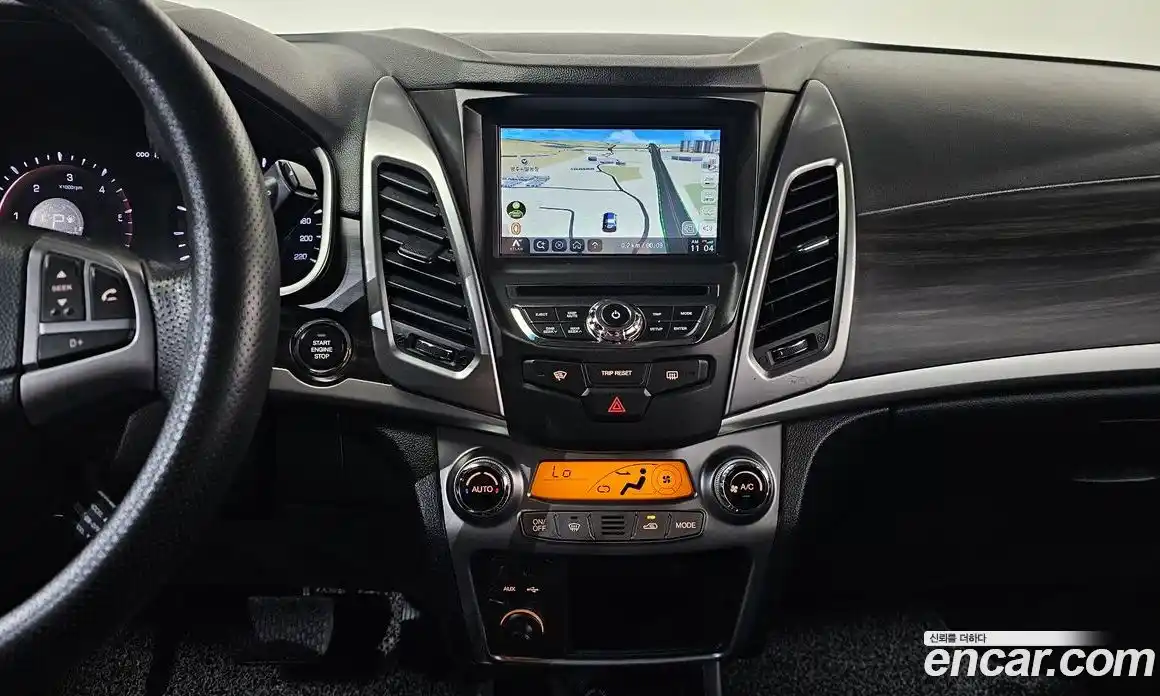SsangYong Korando 2015 2.0 автомат (гидро), фото 19