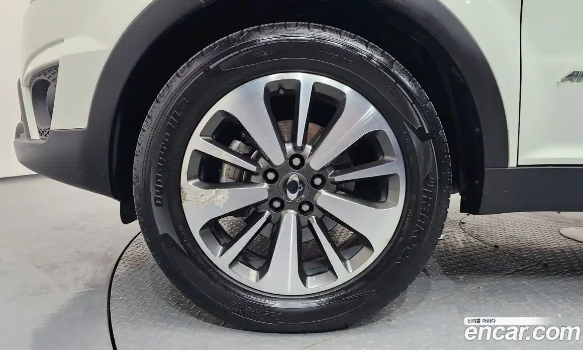 SsangYong Korando 2015 2.0 автомат (гидро), фото 5