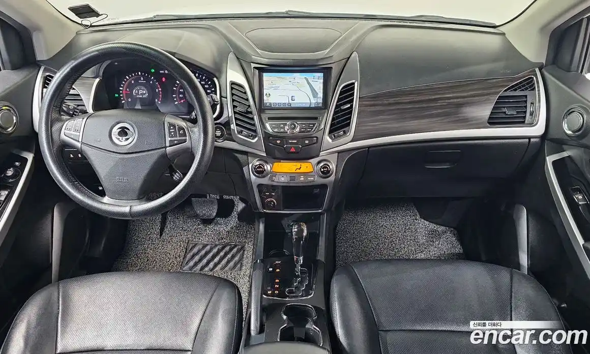 SsangYong Korando 2015 2.0 автомат (гидро), фото 10