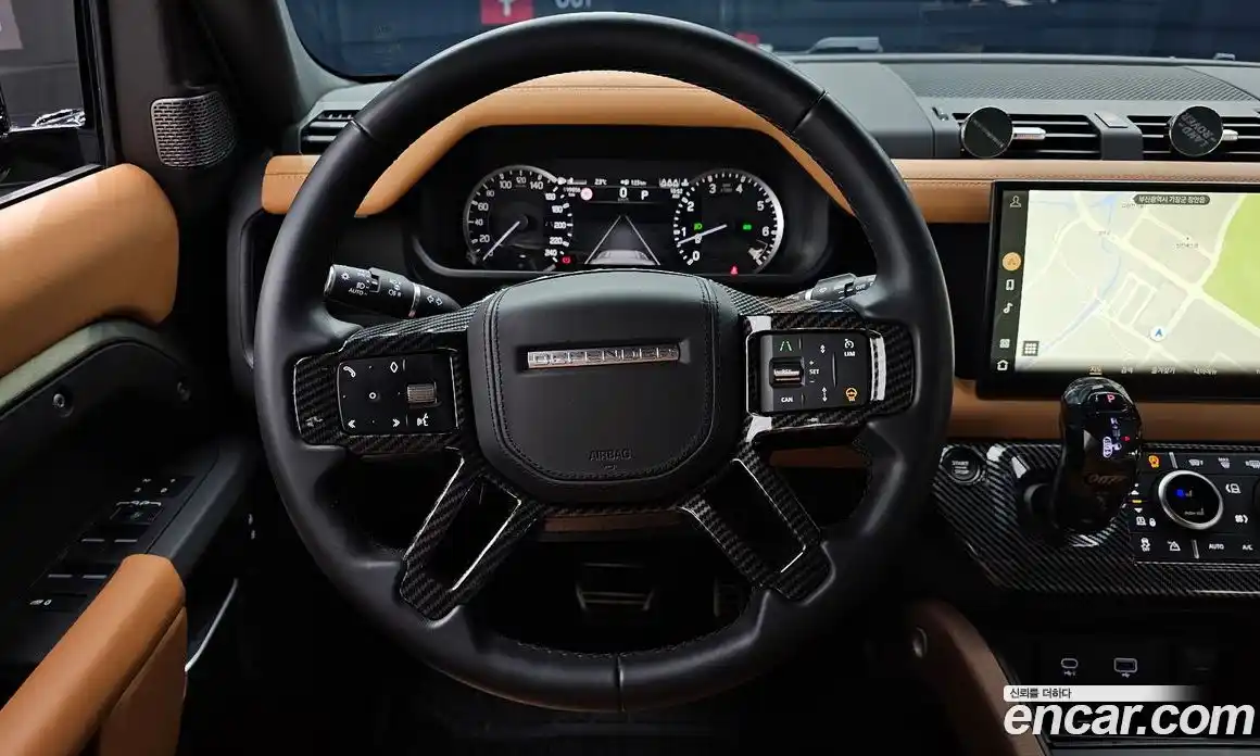Land Rover Defender 2023 3.0 автомат (гидро), фото 19