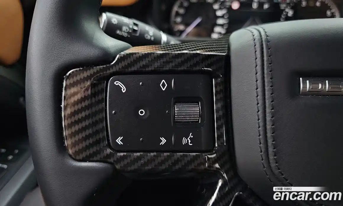 Land Rover Defender 2023 3.0 автомат (гидро), фото 25