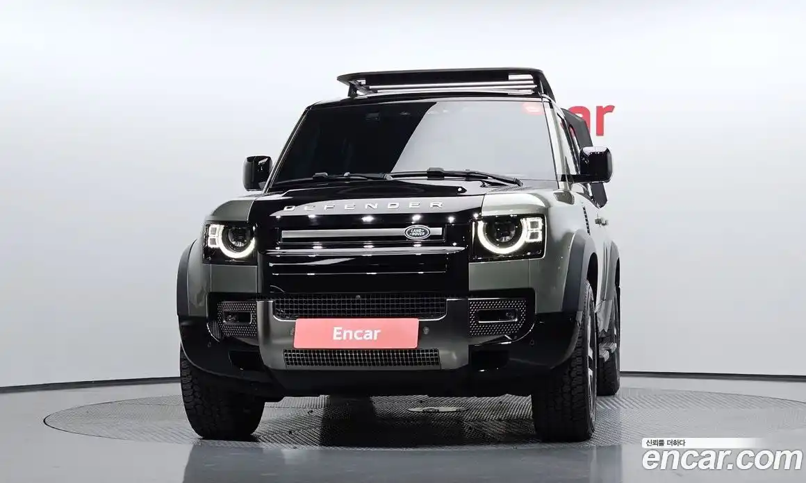 Land Rover Defender 2023 3.0 автомат (гидро), фото 3