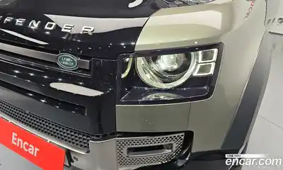 Land Rover Defender 2023 3.0 автомат (гидро), миниатюра 8