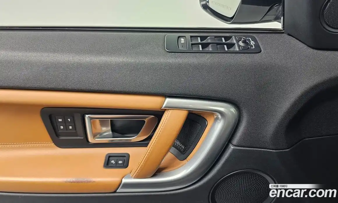 Land Rover Discovery Sport 2018 2.0 автомат (гидро), фото 27