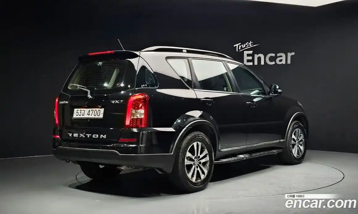 SsangYong Rexton 2014 2.0 автомат (гидро), фото 2 SsangYong Rexton 2014 2.0 автомат (гидро), фото 2