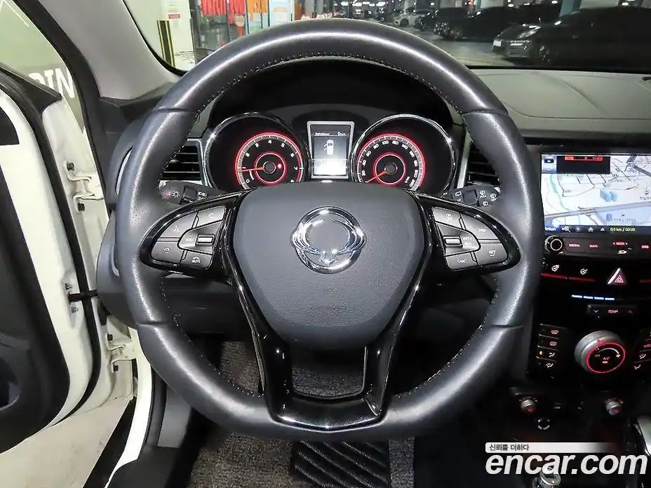 SsangYong TIBOLI 2018 1.6 автомат (гидро), фото 8