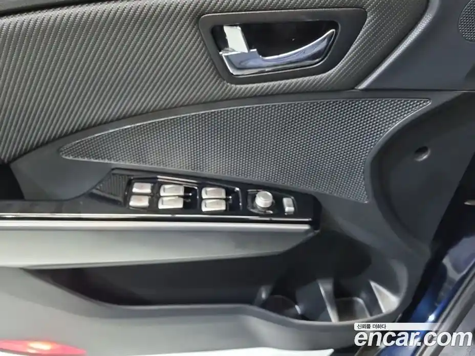 SsangYong TIBOLI 2019 1.6 автомат (гидро), фото 8