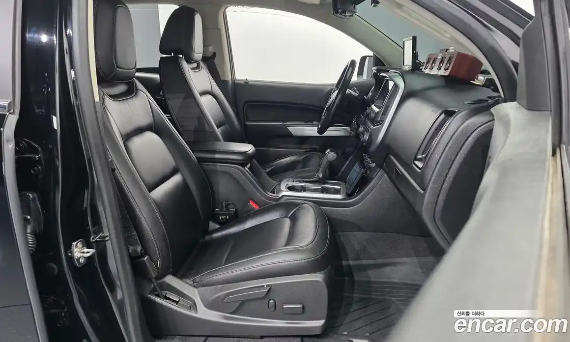 Chevrolet Colorado 2020 3.6 автомат (гидро), фото 17